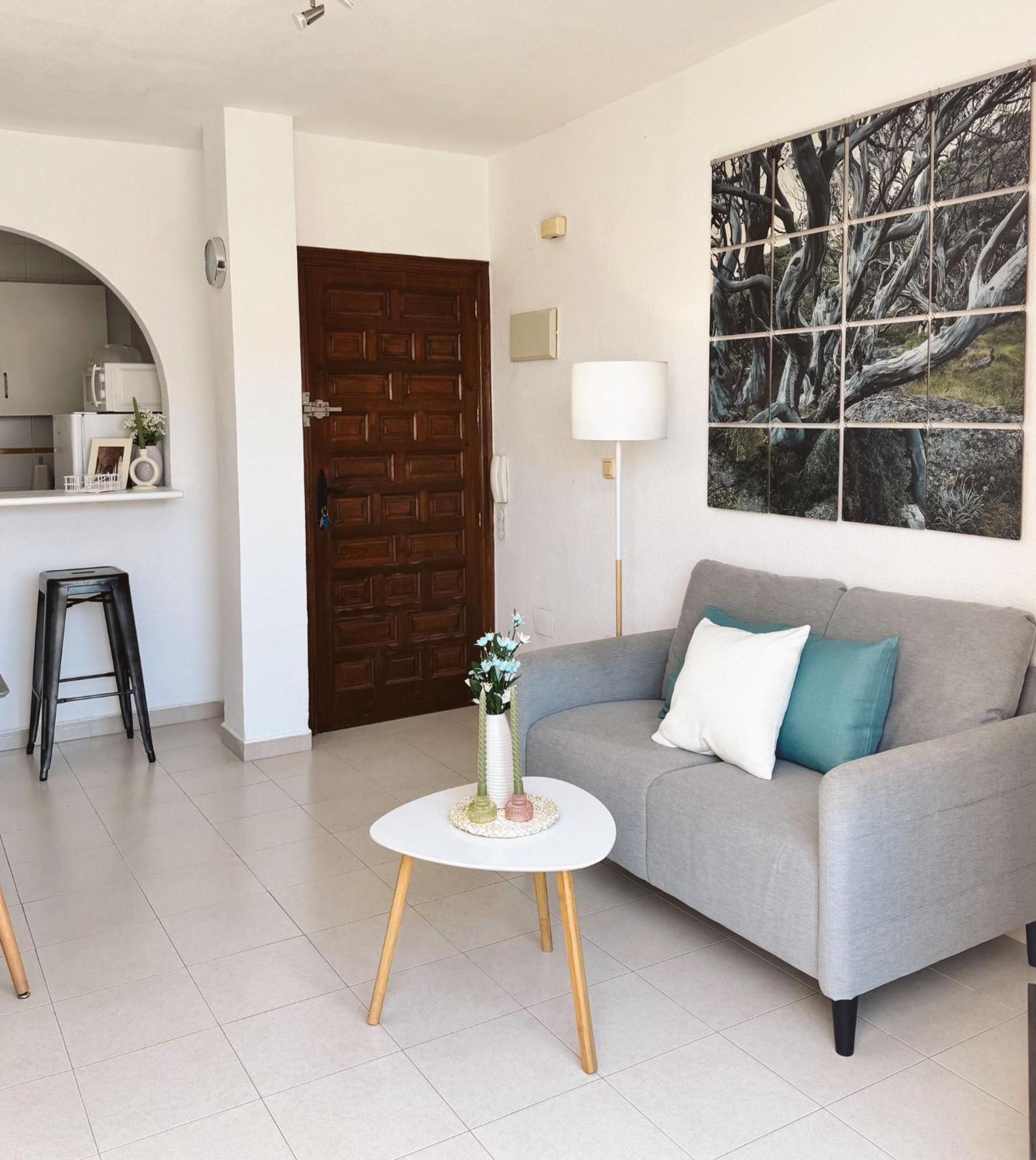 Apartment El Paraiso, 1 Bedroom 300M From The Sea Torrevieja Exterior foto